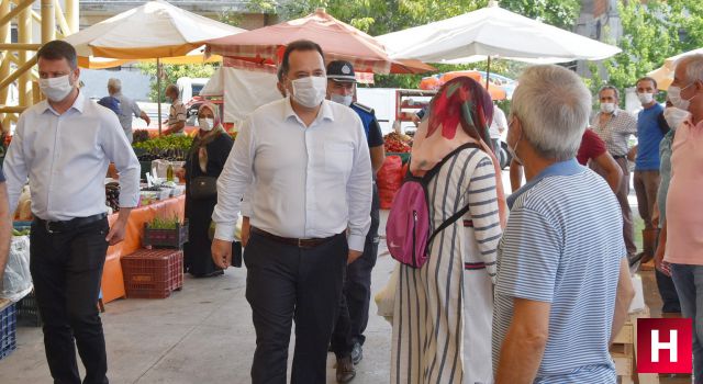 Başkan maske denetimine çıktı