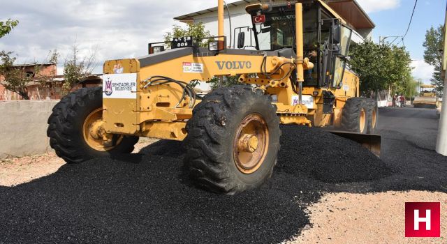 Akpınar’da bozulan yollar yenileniyor