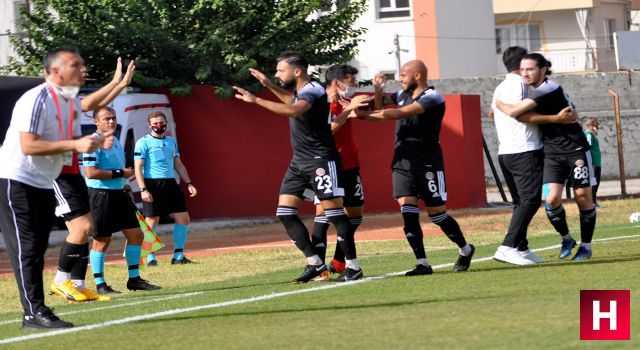 Kasaba Elazığspor'u da devirdi