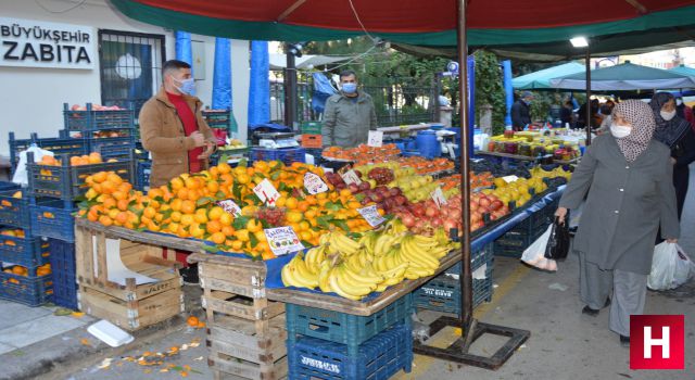 Pazaryerlerinde tedbirler üst seviyeye çekildi