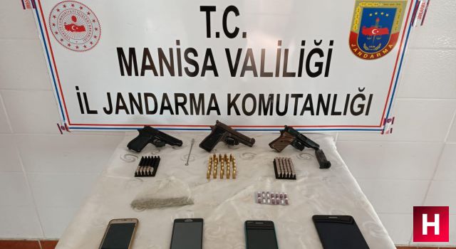 Manisa'da uyuşturucu operasyonu: 2 gözaltı