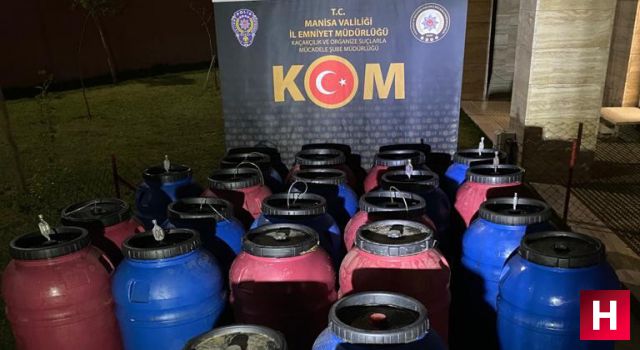 Yunusemre'de 3 ton kaçak şarap ele geçirildi