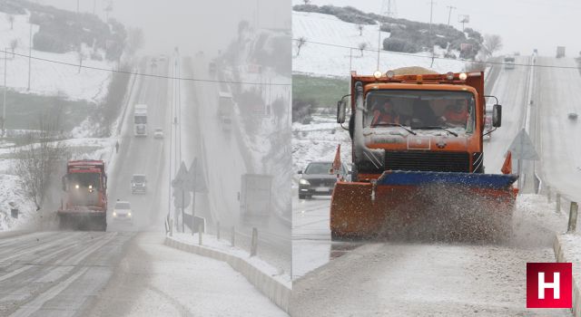 Kula'da ekiplerin yoğun kar mesaisi sürüyor