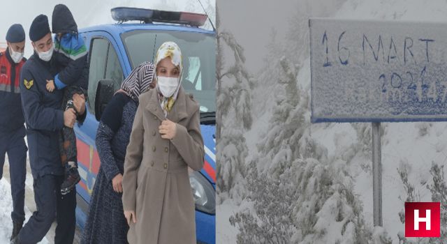 Manisa'nın yüksek ilçelerinde kar çilesi