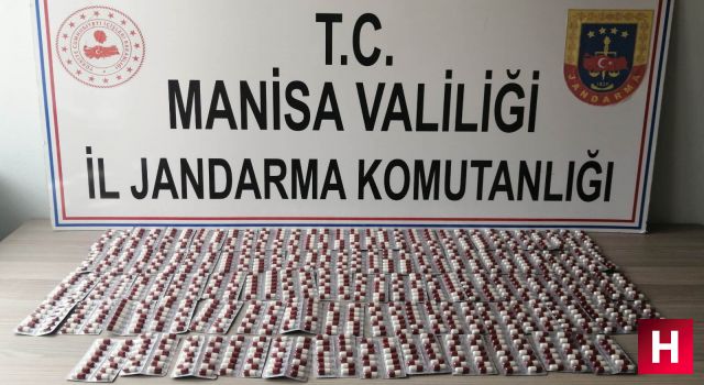 Yunusemre'de seyyar manavda uyuşturucu ele geçirildi