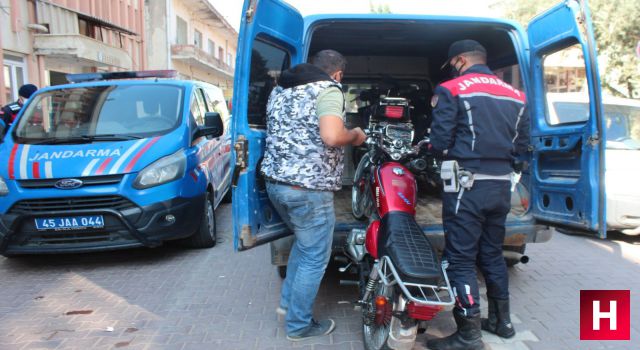 Manisa'da çok sayıda motosiklet trafikten men edildi