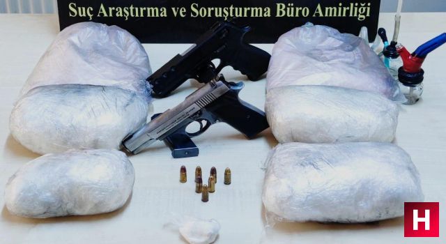 Manisa'da durdurulan tırda 5 kilo 803 gram uyuşturucu yakalandı