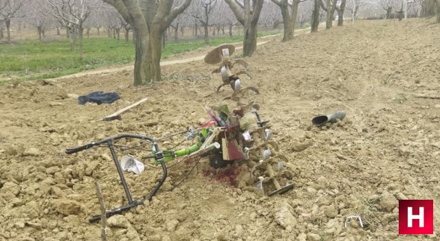 Ayağını çapa makinesine kaptıran çiftçi ağır yaralandı