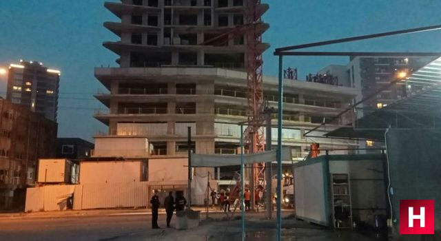 İzmir'de vinç faciası 5 ölü 2 yaralı