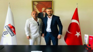 Manisaspor Ahmet Seçgin ile anlaştı