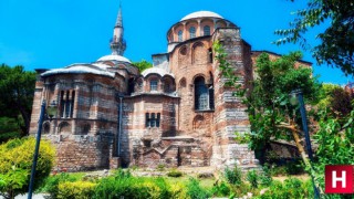 Ayasofya'dan sonra o caminin de halıları Manisa'dan