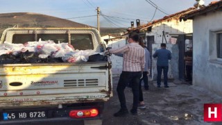 Akhisar Belediyesi karantinadaki aileleri unutmadı