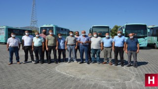 Manisa’da halk otobüsü şoförleri ücretsiz binişler ve belediye kesintisi nedeniyle eylem yaptı