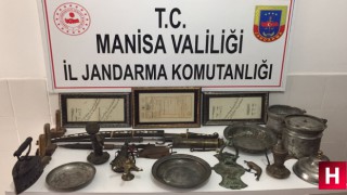 Manisa'da tarihi eser kaçakçıları evi müzeye çevirmişler