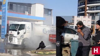 İlçede büyük panik! Akaryakıt istasyonunda park halindeki tır bomba gibi patladı