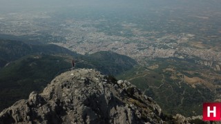 Spil'in zirvesine seyir terası